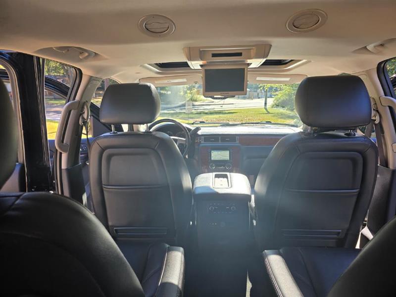 Chevrolet Tahoe LTZ 4WD 2013