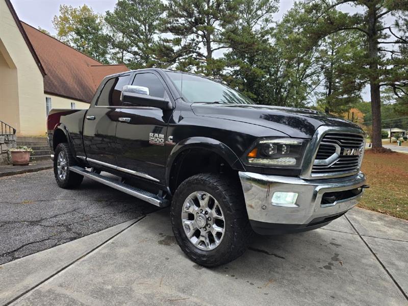 RAM 2500 Longhorn Crew Cab SWB 4WD 2017 RAM 2500 Longhorn Crew Cab SWB 4WD 2017