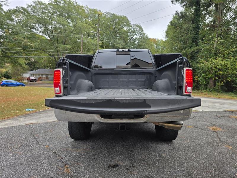 RAM 2500 Longhorn Crew Cab SWB 4WD 2017 RAM 2500 Longhorn Crew Cab SWB 4WD 2017