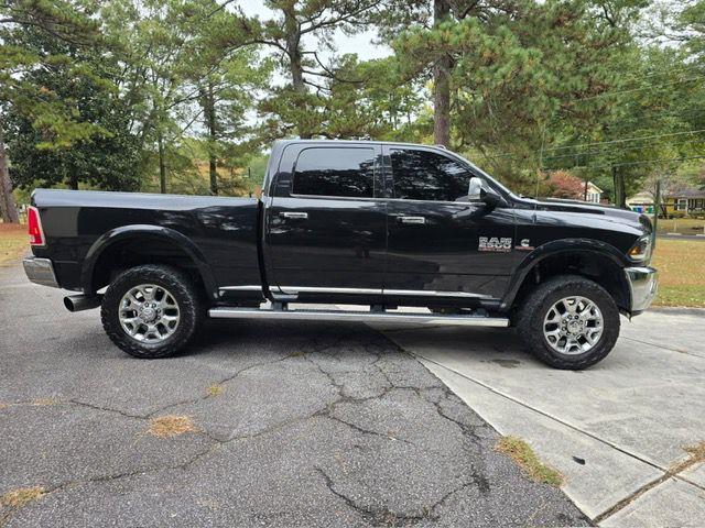 RAM 2500 Longhorn Crew Cab SWB 4WD 2017 RAM 2500 Longhorn Crew Cab SWB 4WD 2017