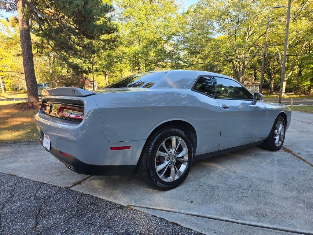 Dodge Challenger SXT AWD 2021