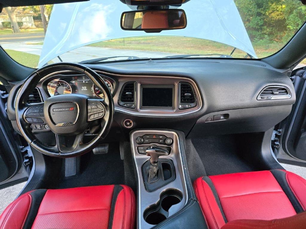 Dodge Challenger SXT AWD 2021