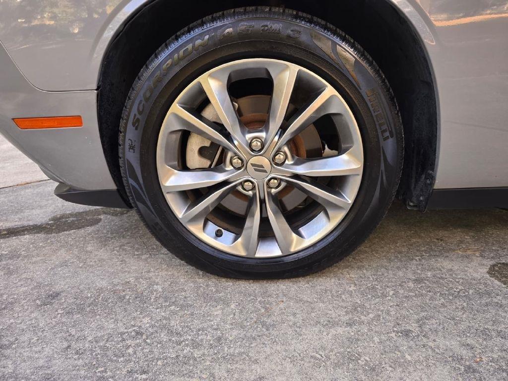 Dodge Challenger SXT AWD 2021