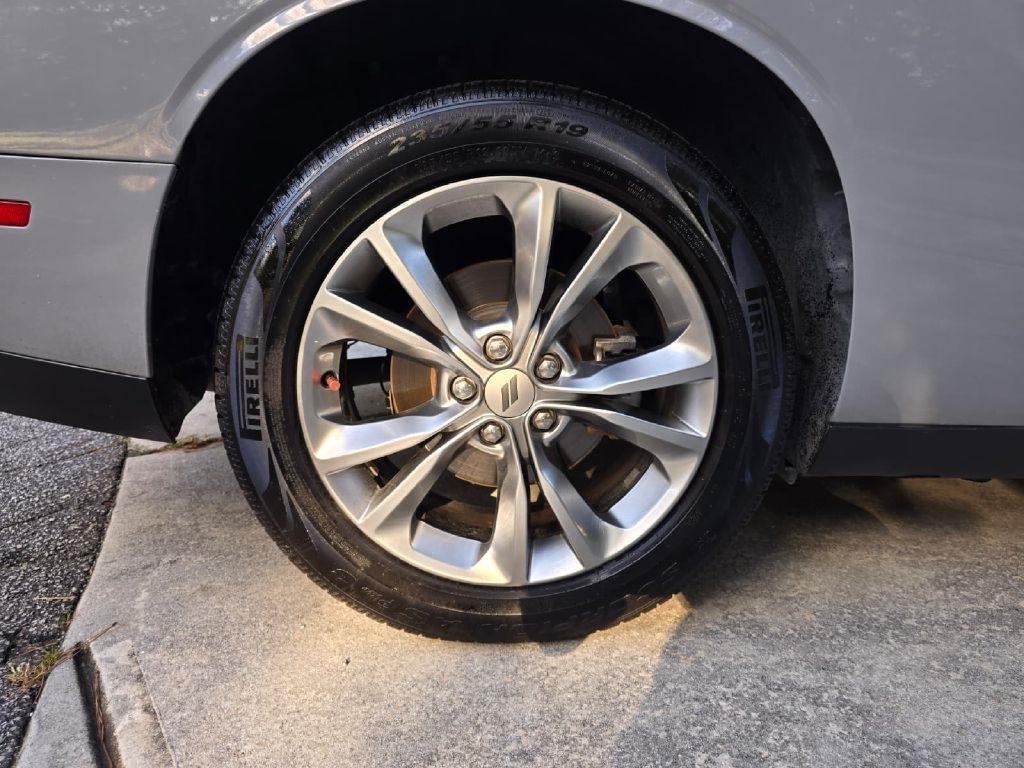 Dodge Challenger SXT AWD 2021