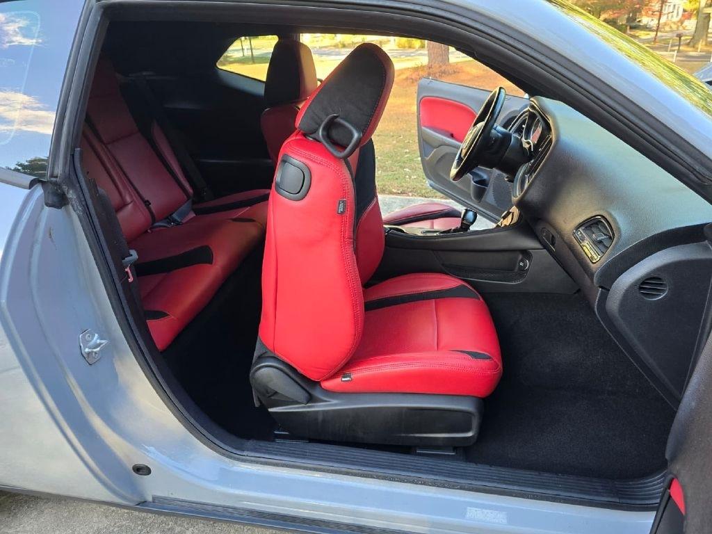 Dodge Challenger SXT AWD 2021