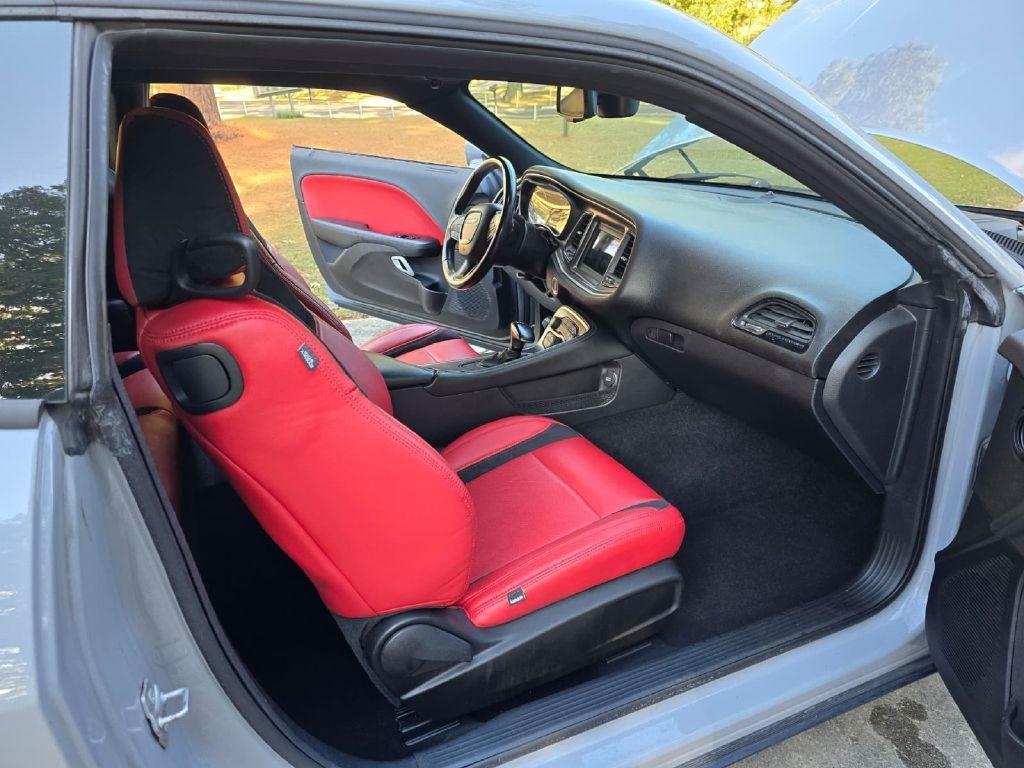 Dodge Challenger SXT AWD 2021