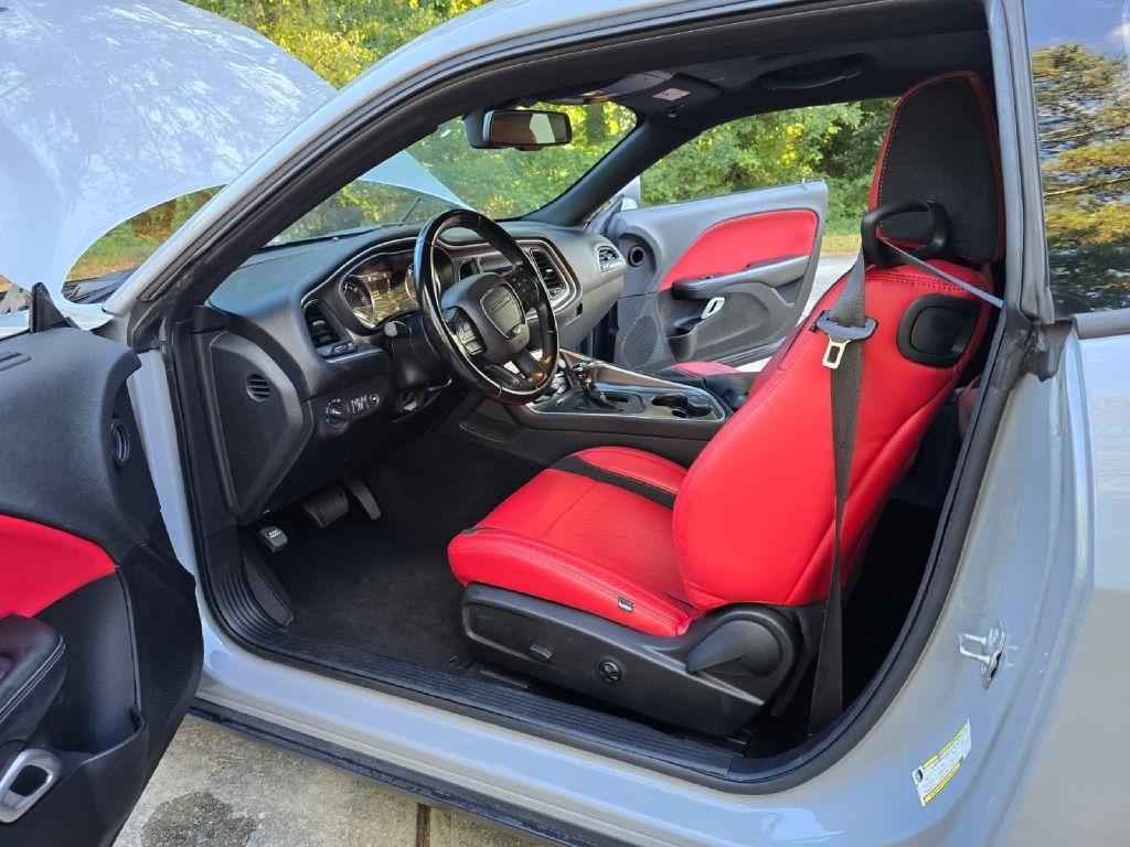 Dodge Challenger SXT AWD 2021
