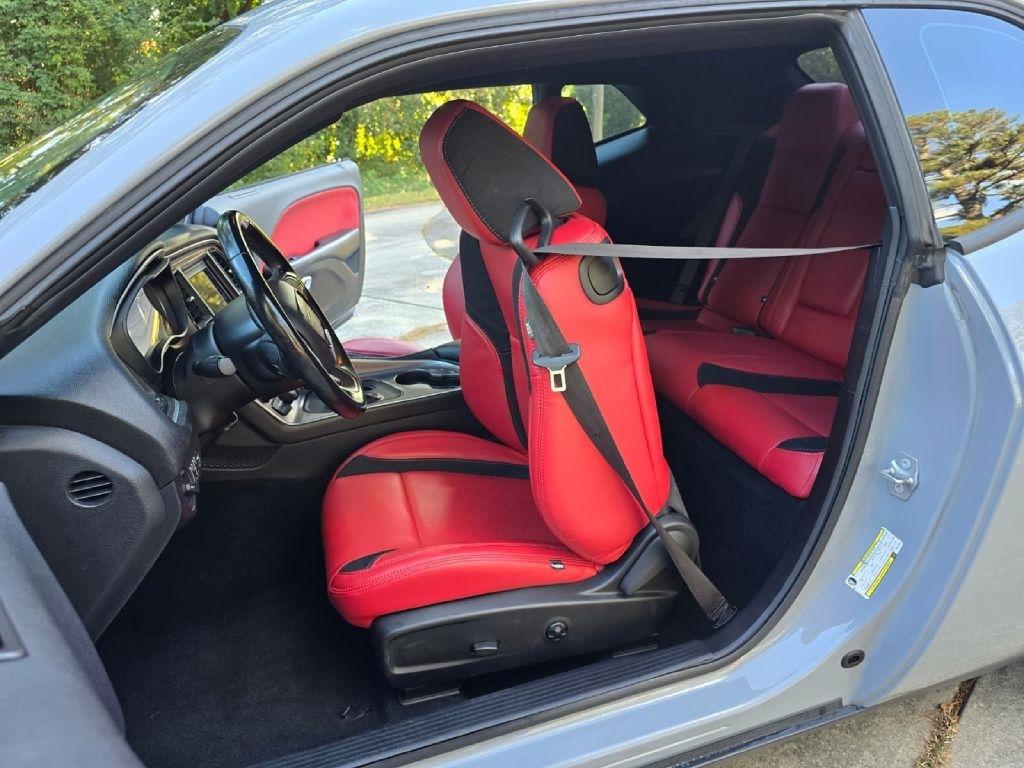 Dodge Challenger SXT AWD 2021