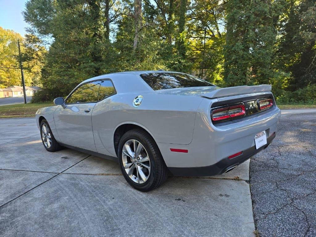 Dodge Challenger SXT AWD 2021