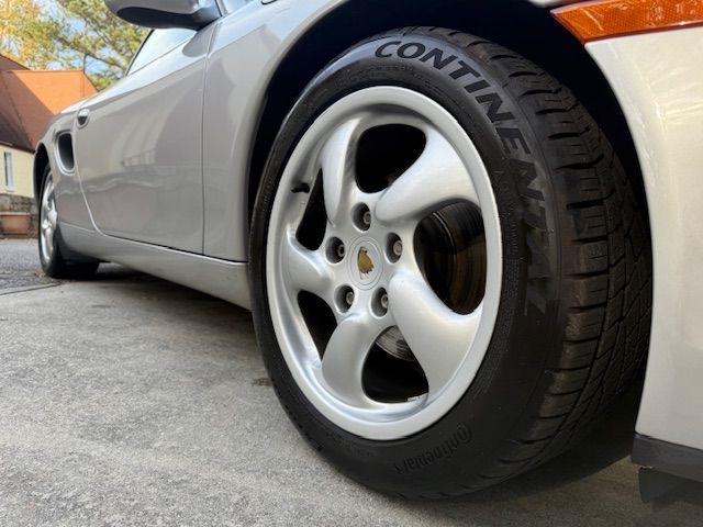Porsche Boxster Base 2001