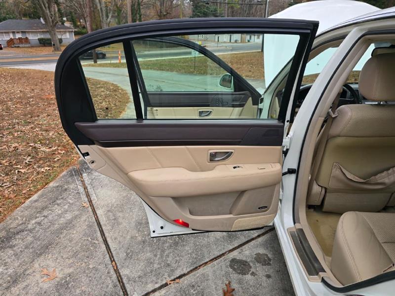 Kia Amanti Sedan 2007