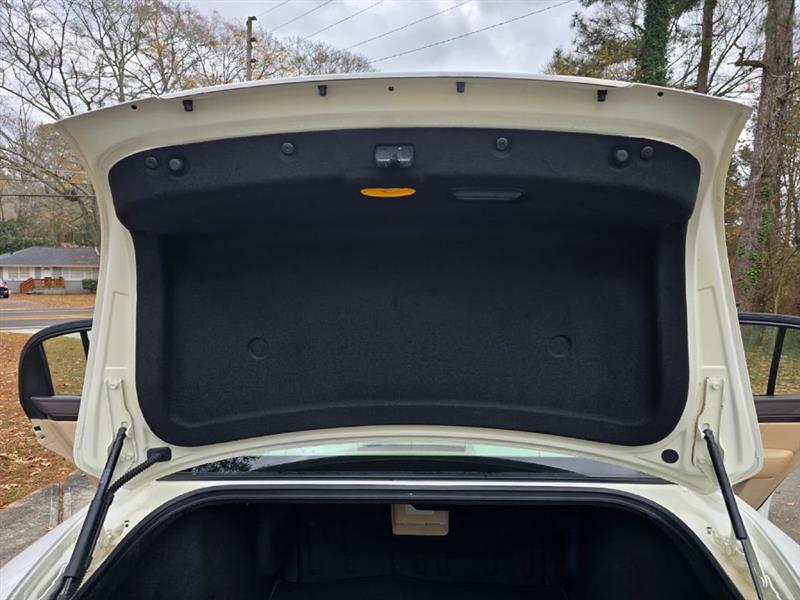 Kia Amanti Sedan 2007