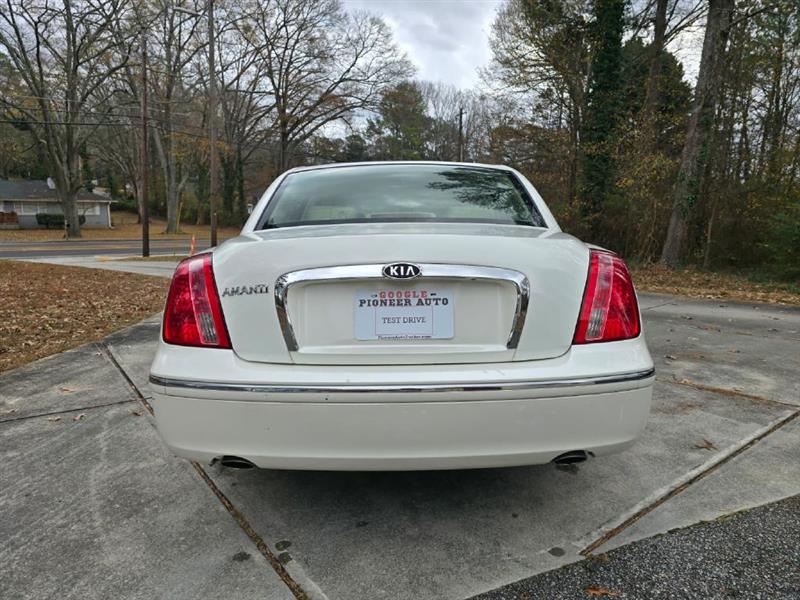 Kia Amanti Sedan 2007