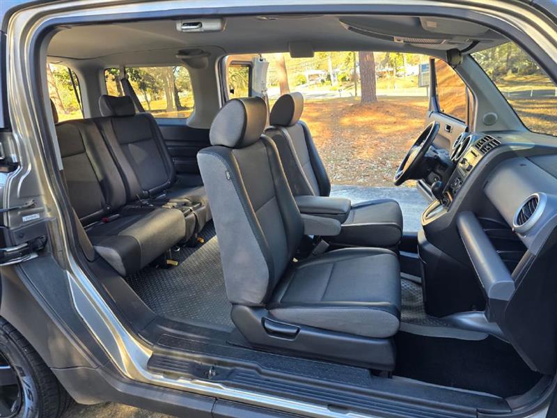 Honda Element EX 2WD AT w/ Front Side Airbags 2004