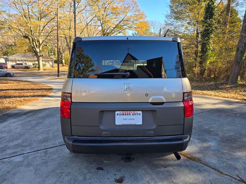 Honda Element EX 2WD AT w/ Front Side Airbags 2004