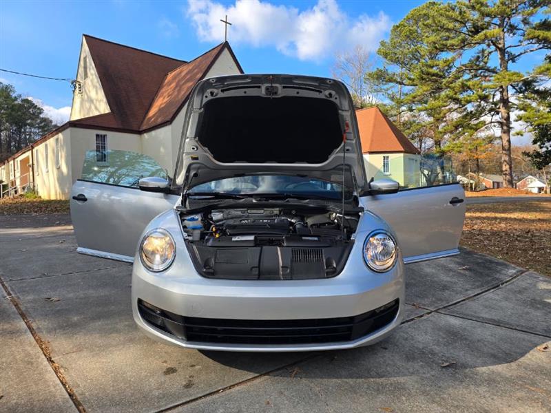 Volkswagen Beetle 1.8T Classic 2015