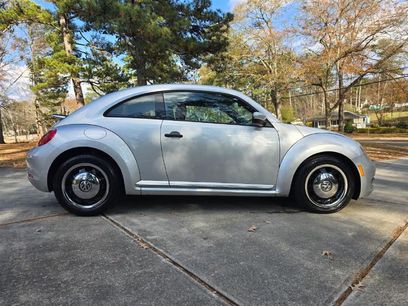 Volkswagen Beetle 1.8T Classic 2015