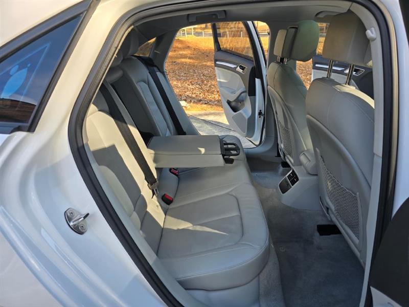 Audi A3 1.8T Premium FWD S tronic 2016