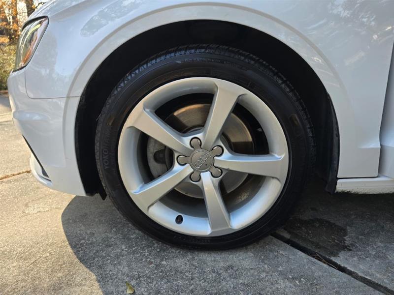 Audi A3 1.8T Premium FWD S tronic 2016