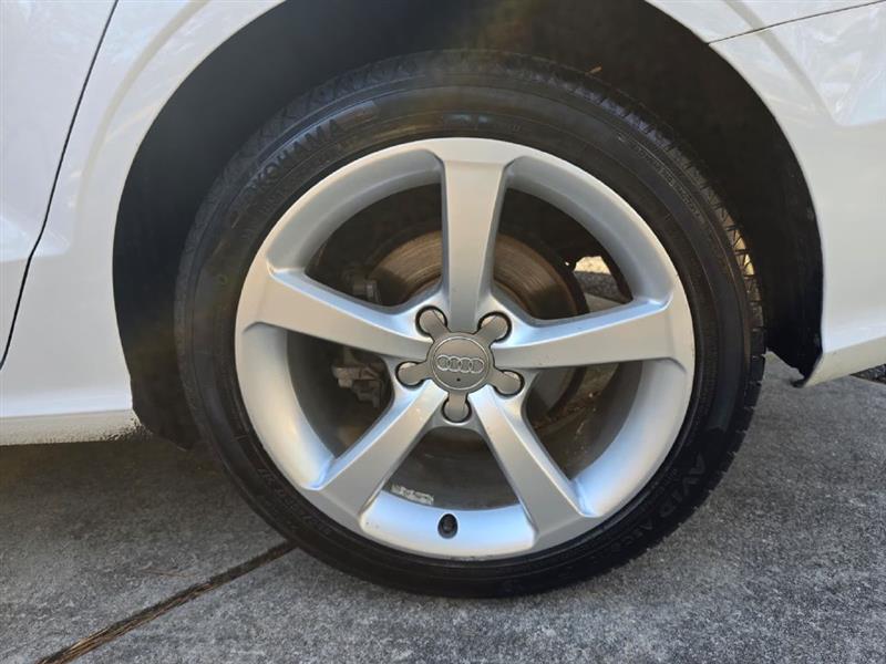 Audi A3 1.8T Premium FWD S tronic 2016