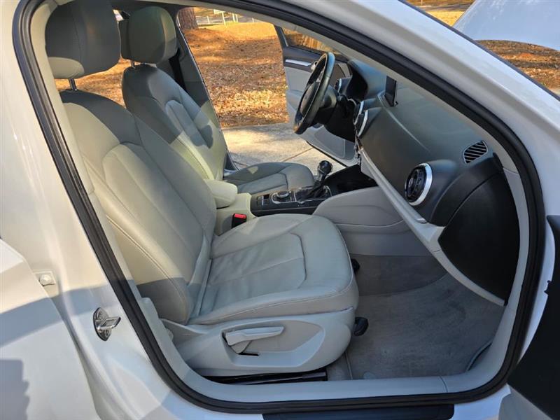 Audi A3 1.8T Premium FWD S tronic 2016