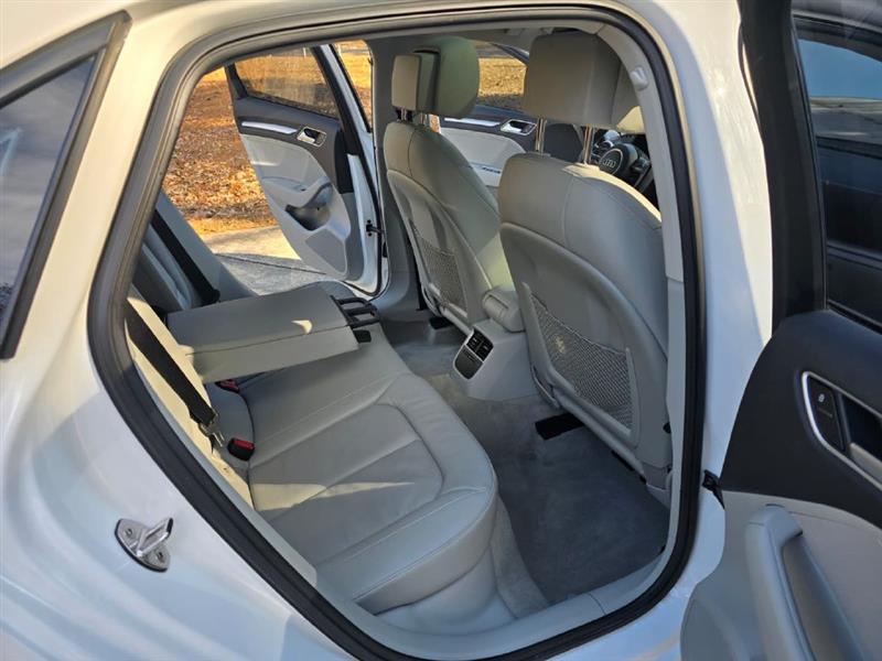 Audi A3 1.8T Premium FWD S tronic 2016