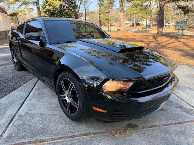 Ford Mustang V6 Coupe 2012