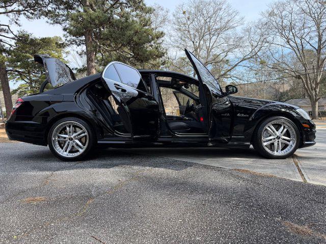 Mercedes-Benz S-Class S63 AMG 2008