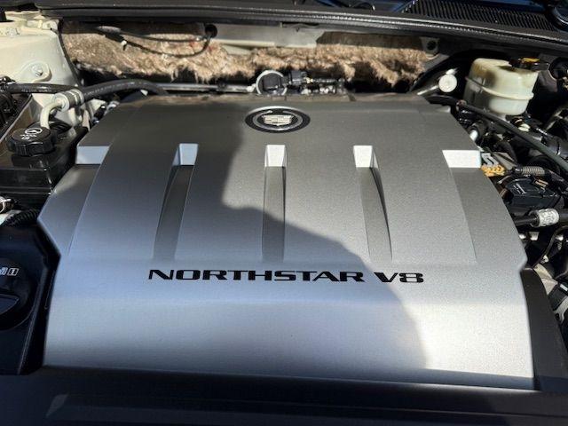 Cadillac DTS V8 2011