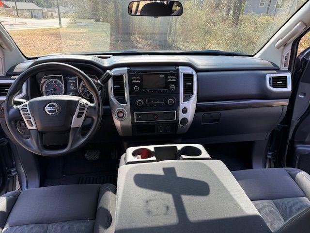 Nissan Titan S Crew Cab 2WD 2017