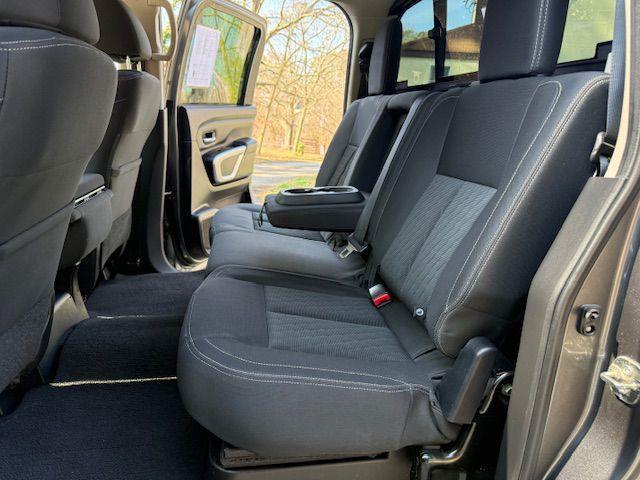 Nissan Titan S Crew Cab 2WD 2017