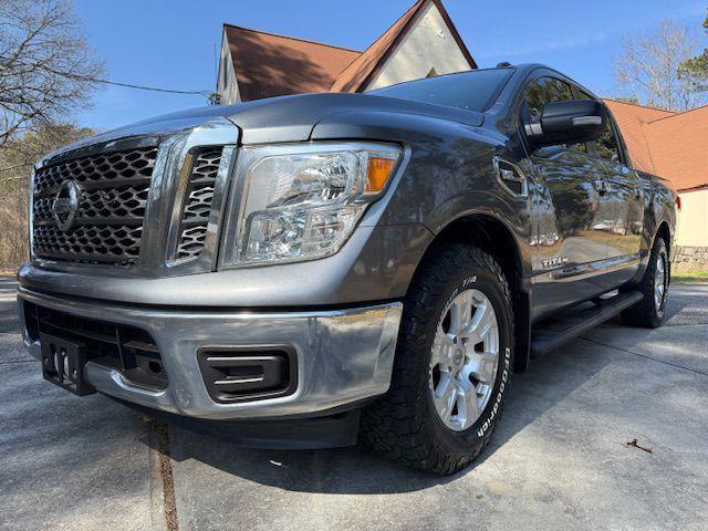 Nissan Titan S Crew Cab 2WD 2017