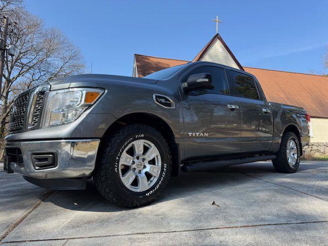 Nissan Titan S Crew Cab 2WD 2017