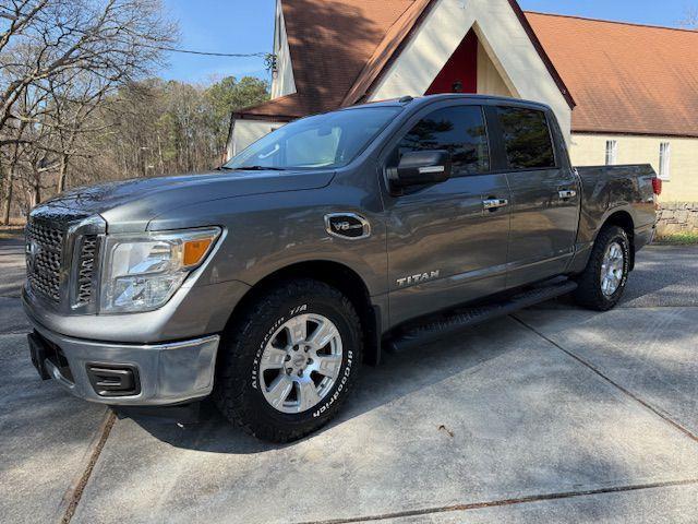 Nissan Titan S Crew Cab 2WD 2017