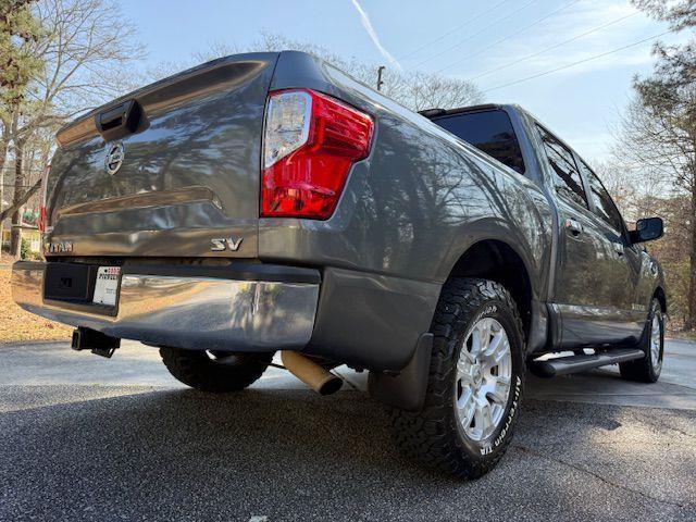 Nissan Titan S Crew Cab 2WD 2017