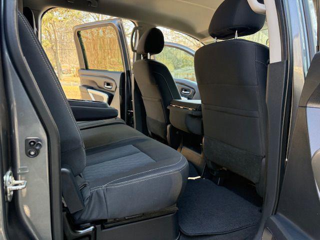 Nissan Titan S Crew Cab 2WD 2017