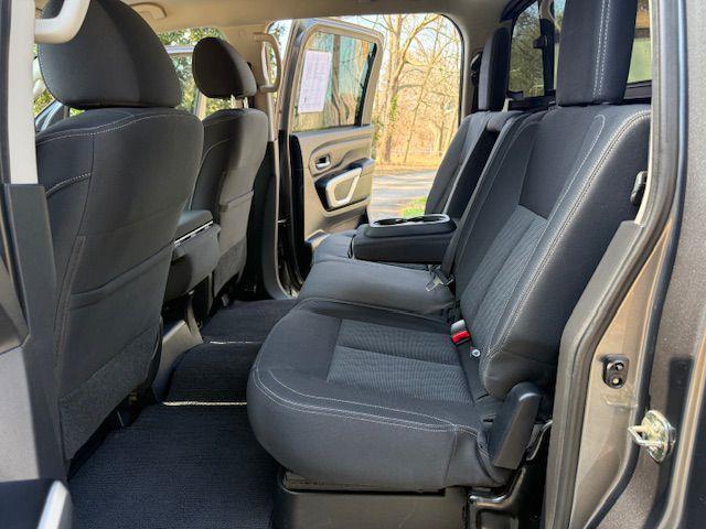 Nissan Titan S Crew Cab 2WD 2017