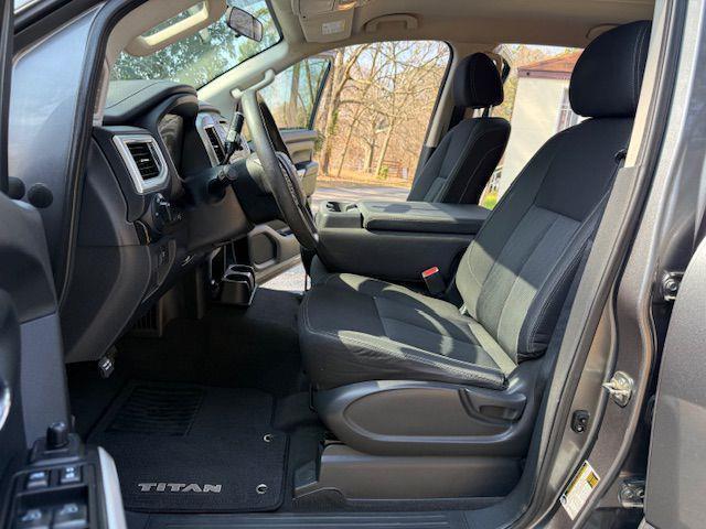 Nissan Titan S Crew Cab 2WD 2017