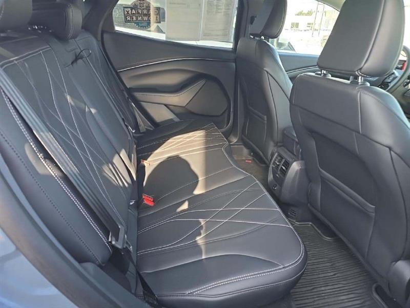 Ford Mustang Mach-E Select AWD 2023