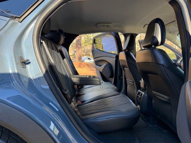 Ford Mustang Mach-E Select AWD 2023