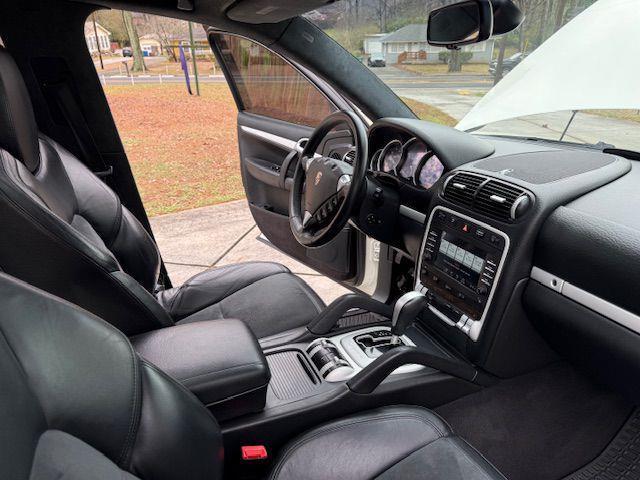 Porsche Cayenne GTS 2008