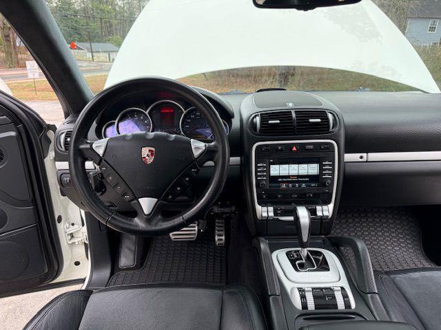 Porsche Cayenne GTS 2008