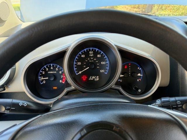 Honda Element EX 4WD AT 2011