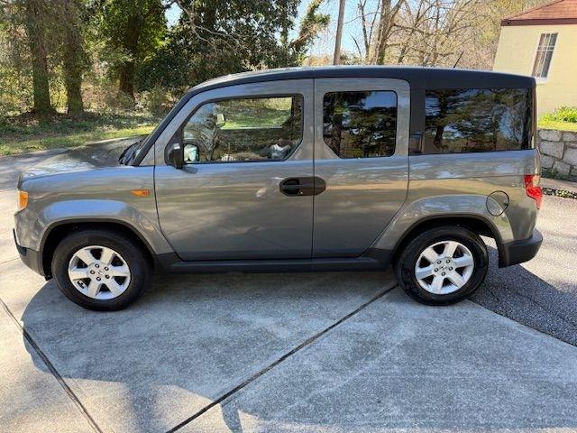 Honda Element EX 4WD AT 2011