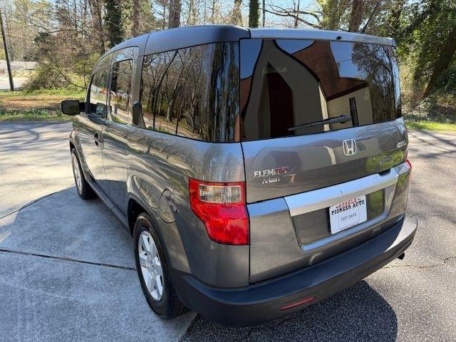 Honda Element EX 4WD AT 2011