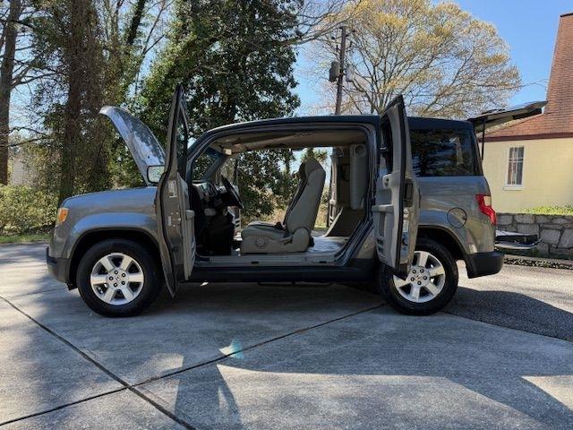Honda Element EX 4WD AT 2011
