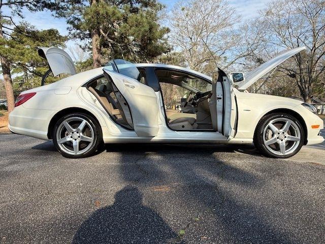 Mercedes-Benz CLS-Class CLS550 2012
