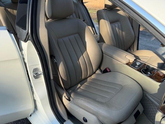 Mercedes-Benz CLS-Class CLS550 2012