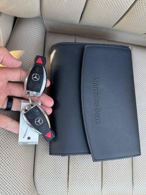 Mercedes-Benz CLS-Class CLS550 2012