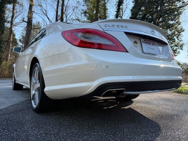 Mercedes-Benz CLS-Class CLS550 2012